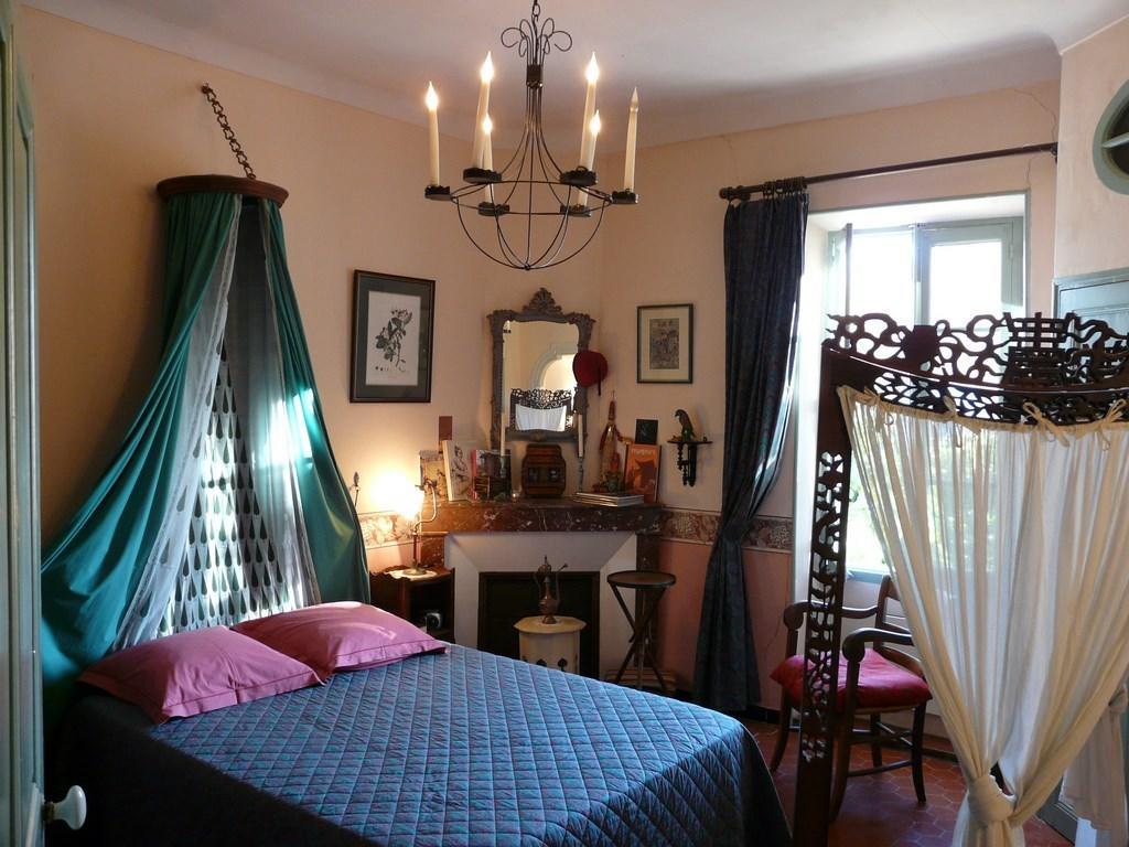 Lou Amourie Roussillon en Isere Habitación foto
