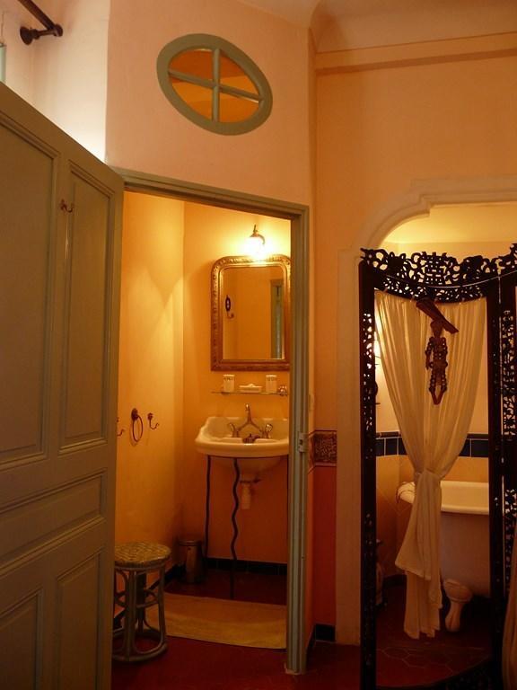 Lou Amourie Roussillon en Isere Habitación foto